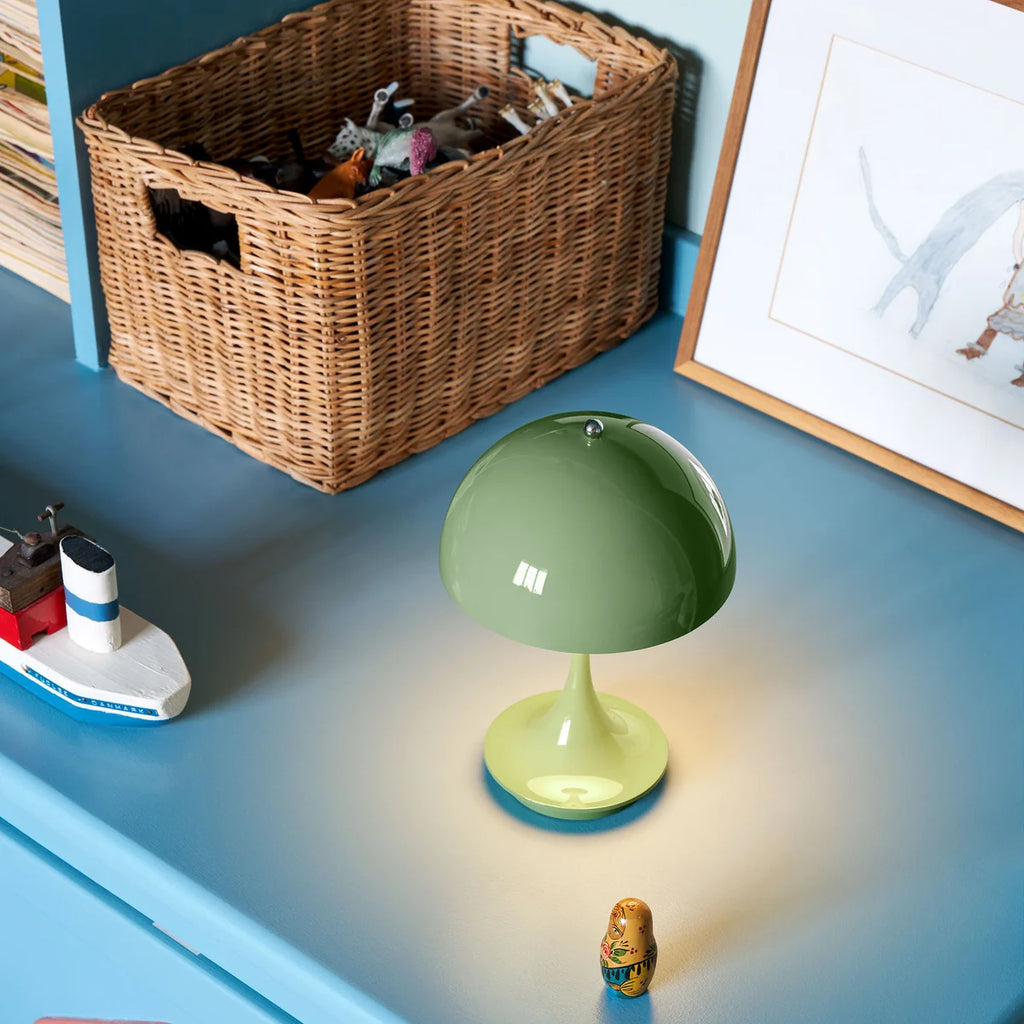 Panthella 250 Portable Lamp