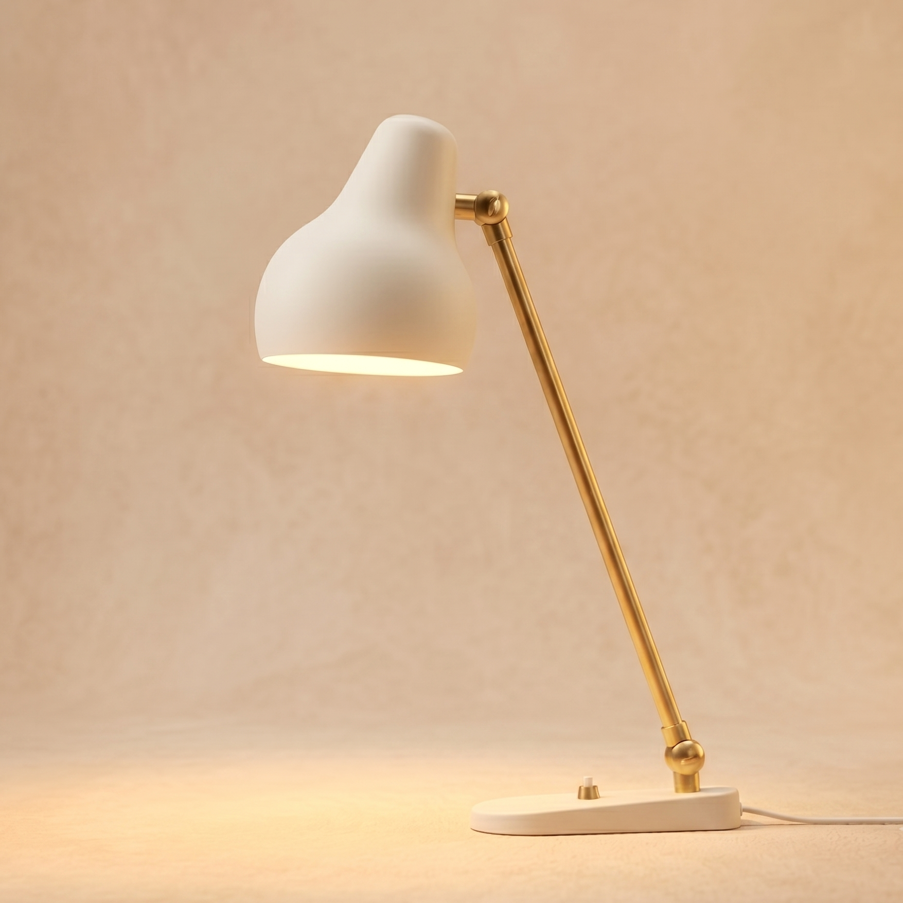 VL 38 Table Lamp